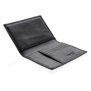 Swiss Peak P820.43 - RFID anti-skimming passport holder