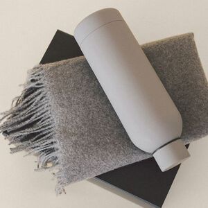 Goya 53594K - Winter Set with Bottle and Scarf SNEEZY