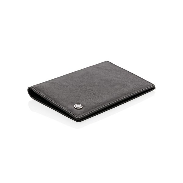 Swiss Peak P820.43 - RFID anti-skimming passport holder